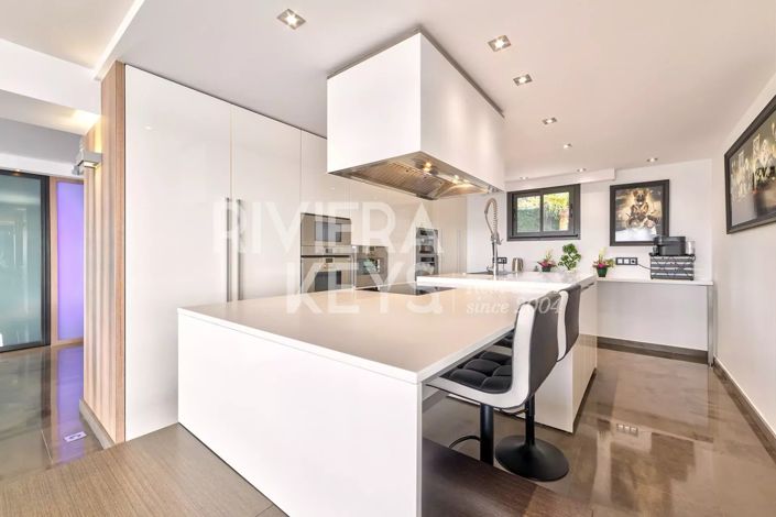 Image No.4-3 Bed House for sale