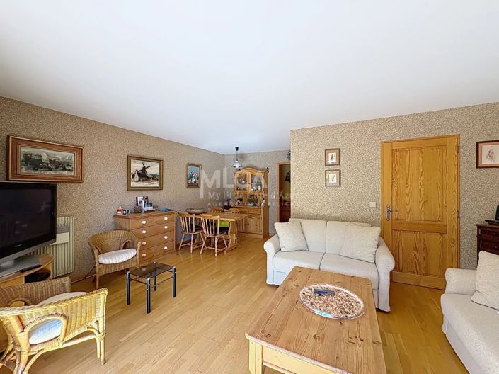 Image No.4-Apartment for sale