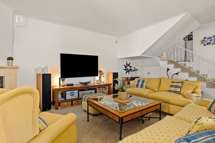 Image No.2-3 Bed House for sale