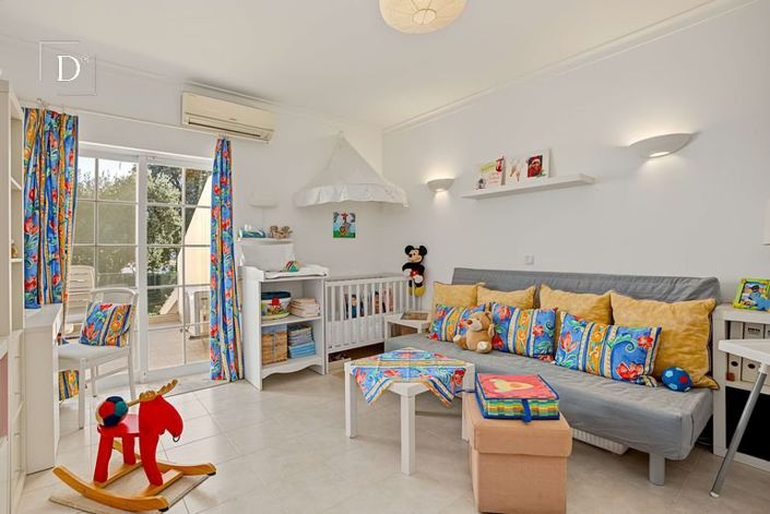 Image No.37-3 Bed House for sale