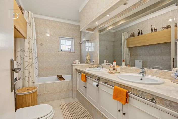 Image No.39-3 Bed House for sale