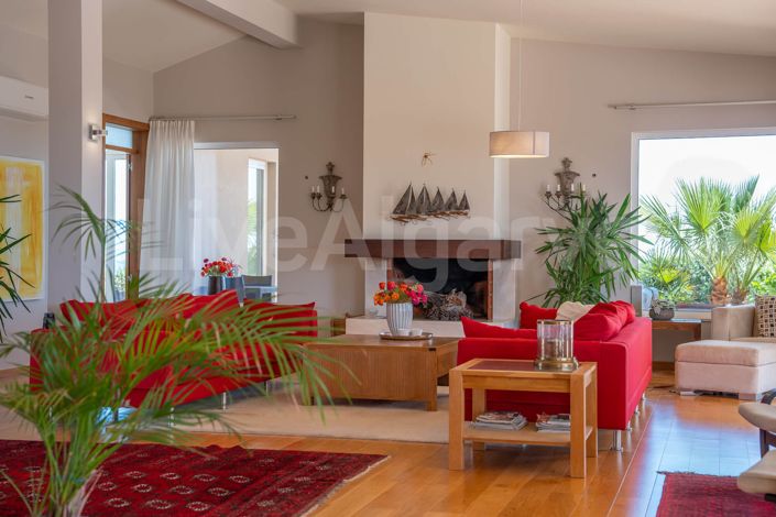 Image No.22-5 Bed House for sale