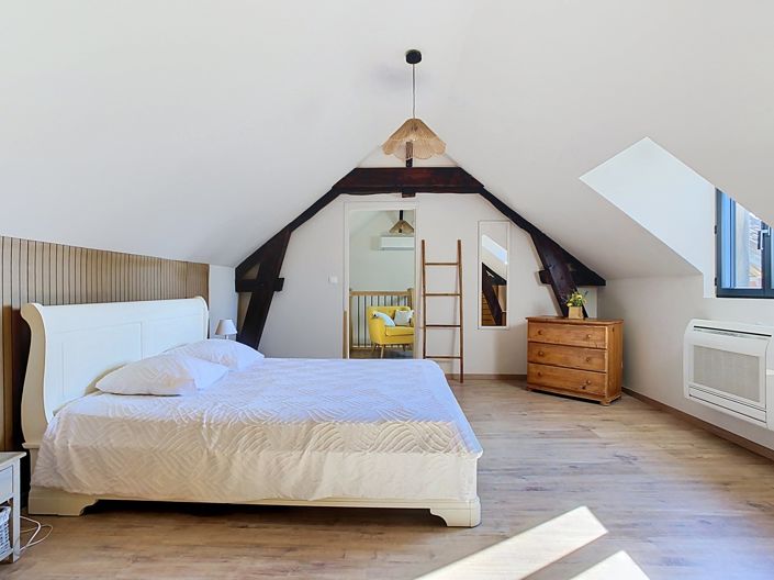 Image No.12-4 Bed House for sale