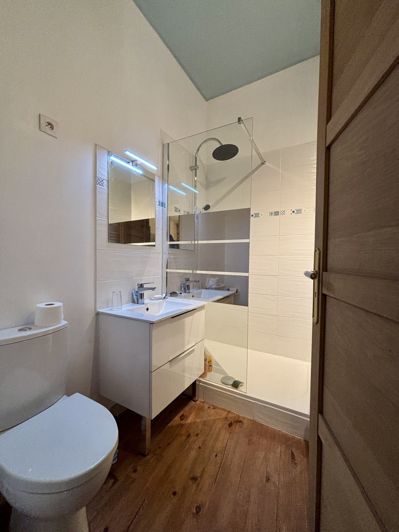 Image No.20-7 Bed House for sale
