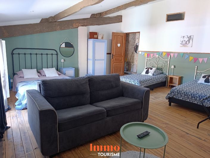 Image No.11-11 Bed House for sale