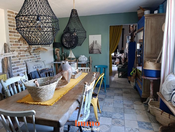 Image No.19-11 Bed House for sale