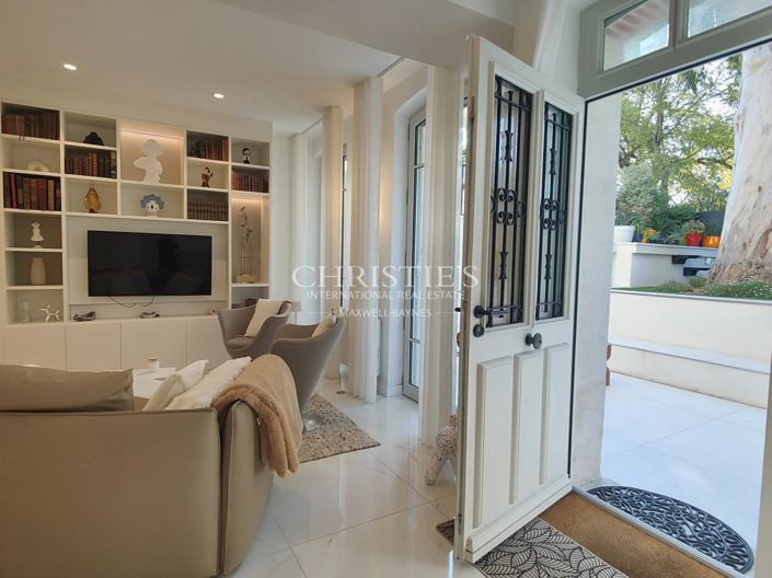 Image No.13-5 Bed House for sale