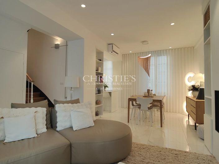 Image No.15-5 Bed House for sale