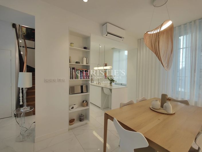 Image No.17-5 Bed House for sale