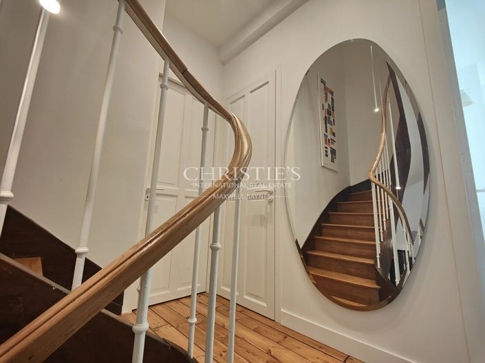 Image No.20-5 Bed House for sale