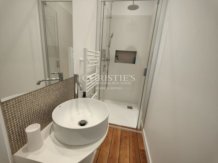 Image No.32-5 Bed House for sale