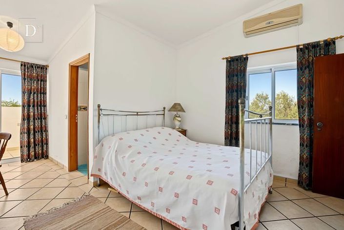 Image No.16-3 Bed House for sale