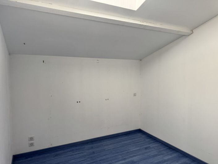 Image No.13-4 Bed House for sale