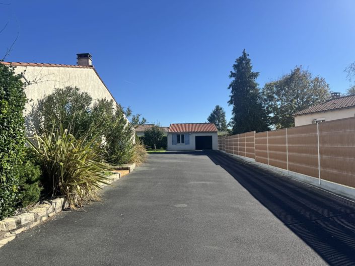 Image No.23-4 Bed House for sale