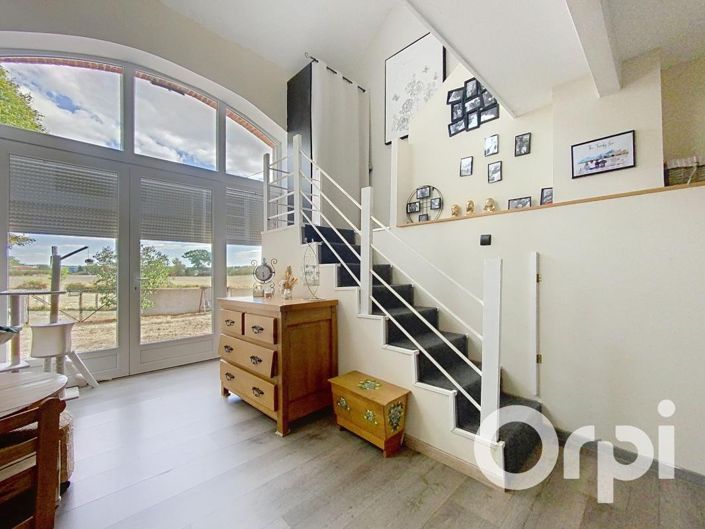 Image No.10-6 Bed House for sale