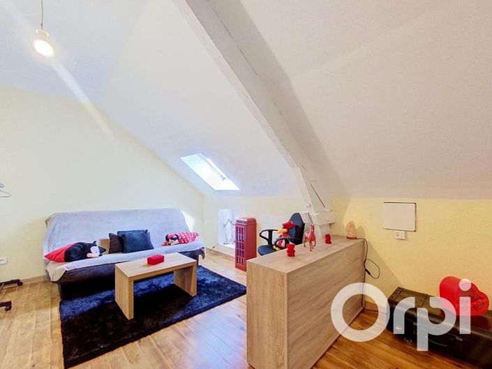 Image No.22-6 Bed House for sale