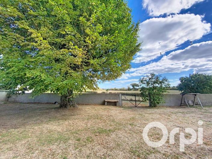 Image No.24-6 Bed House for sale