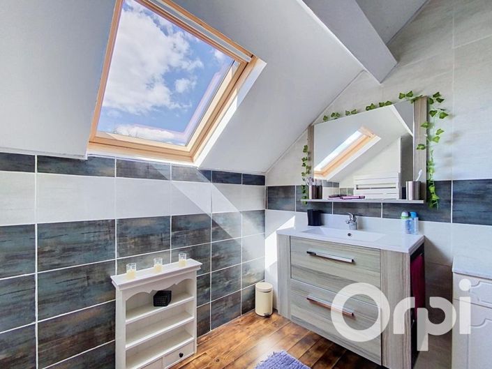 Image No.27-6 Bed House for sale