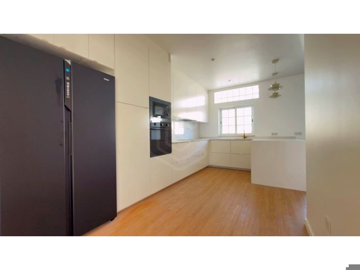 Image No.14-3 Bed House for sale