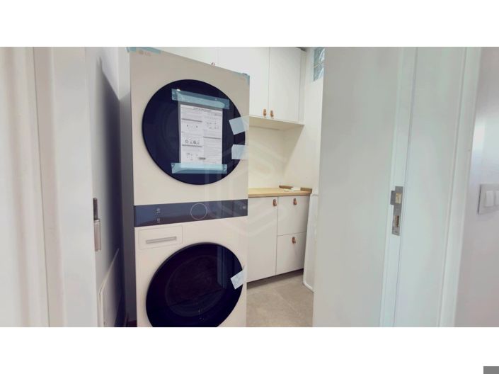 Image No.18-3 Bed House for sale