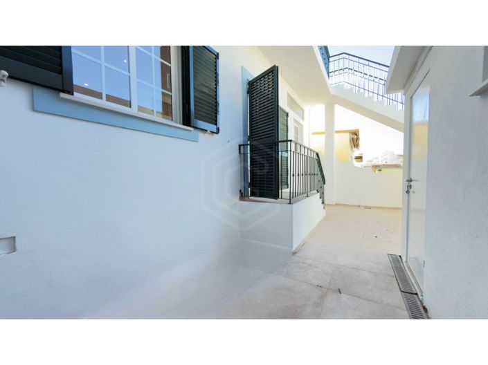 Image No.23-3 Bed House for sale