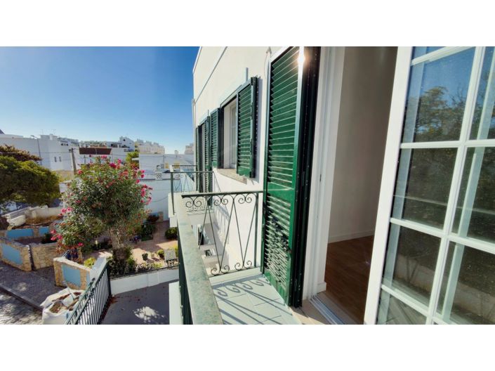 Image No.29-3 Bed House for sale