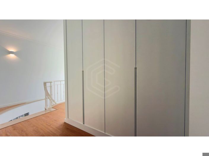 Image No.31-3 Bed House for sale