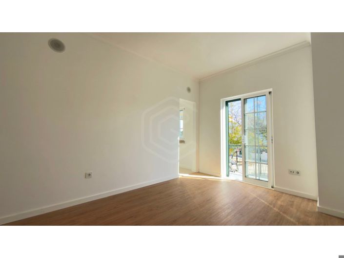 Image No.47-3 Bed House for sale