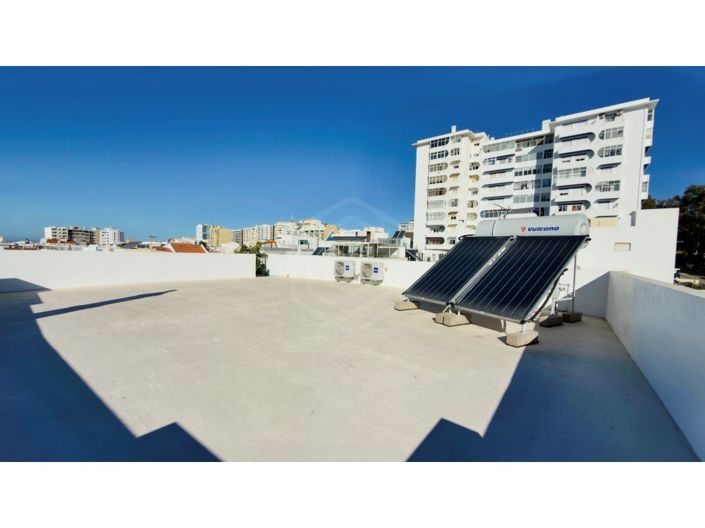 Image No.52-3 Bed House for sale