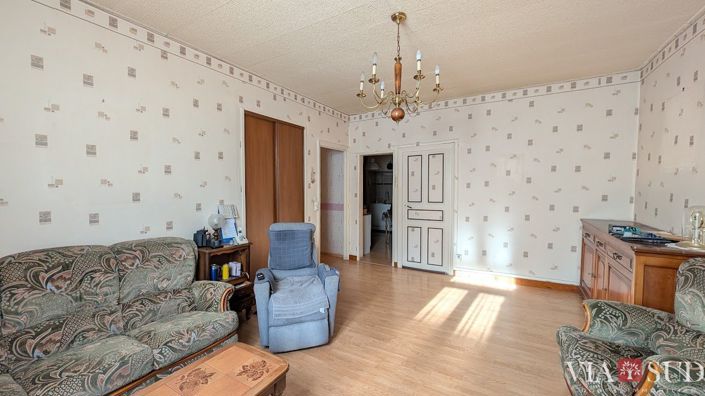 Image No.2-Appartement de 3 chambres à vendre