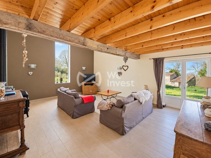 Image No.6-2 Bed House for sale