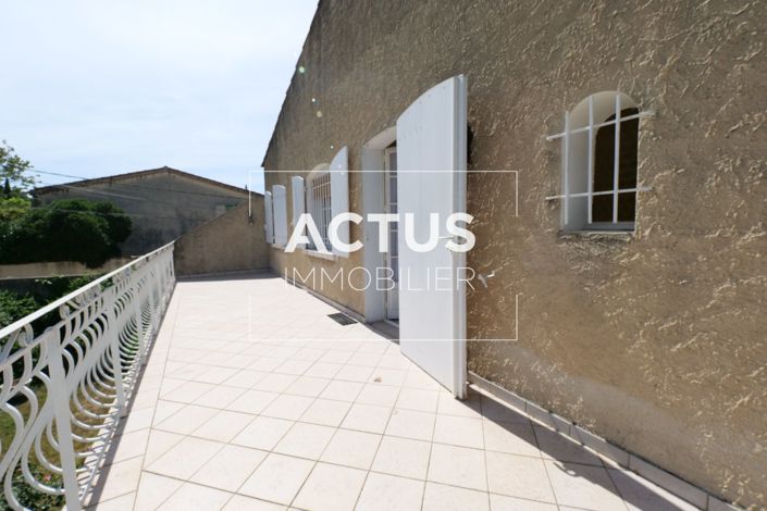 Image No.13-3 Bed House for sale