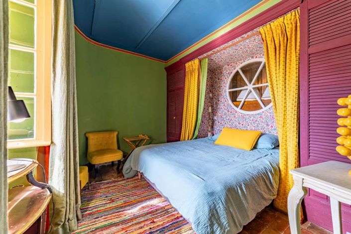 Image No.9-5 Bed House for sale