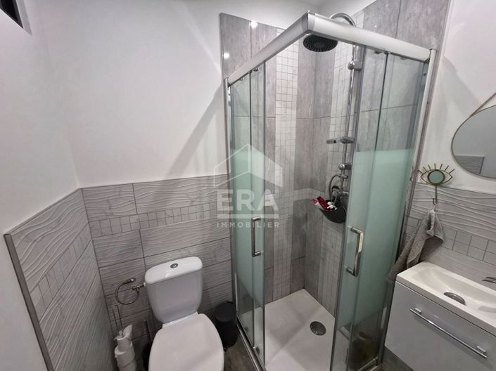 Image No.10-4 Bed House for sale