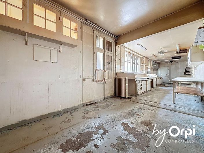 Image No.6-3 Bed House for sale