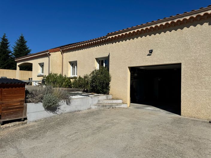 Image No.2-Maison de 4 chambres à vendre