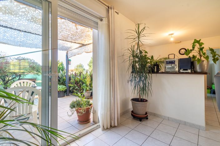 Image No.3-2 Bed House for sale