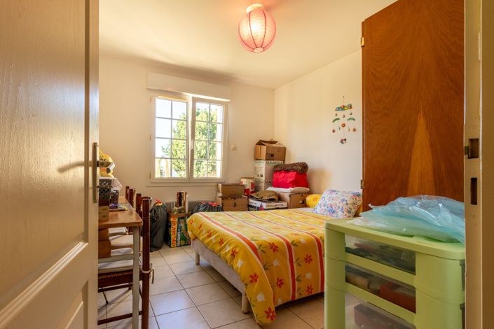 Image No.9-2 Bed House for sale