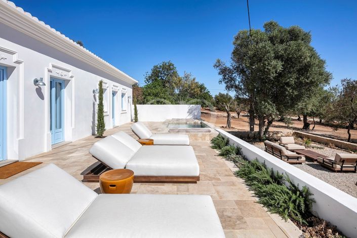 Image No.17-3 Bed House for sale
