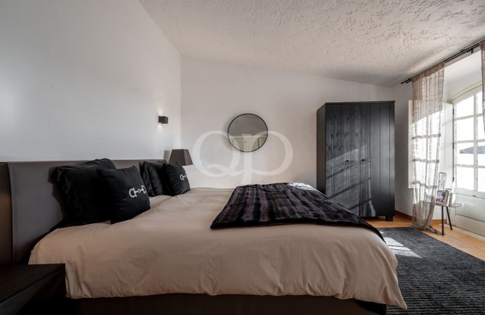 Image No.11-4 Bed House for sale