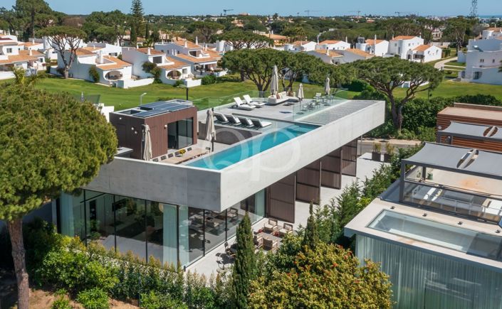 Image No.33-5 Bed House for sale