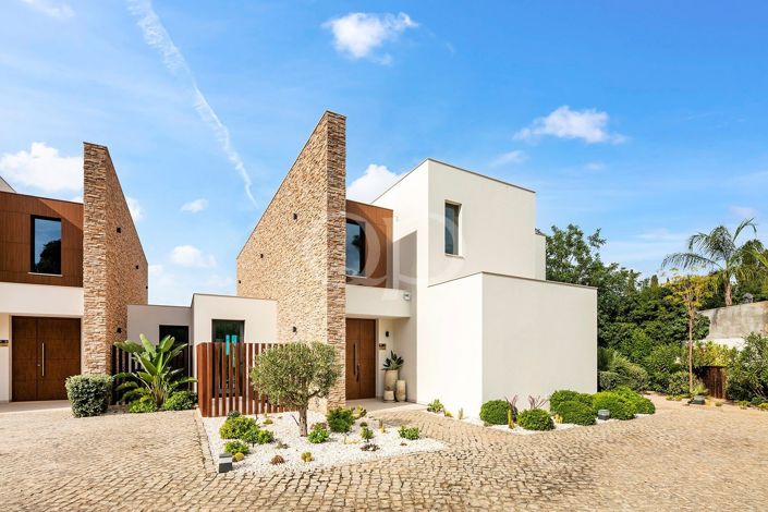 Image No.22-3 Bed House for sale