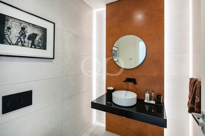 Image No.26-3 Bed House for sale