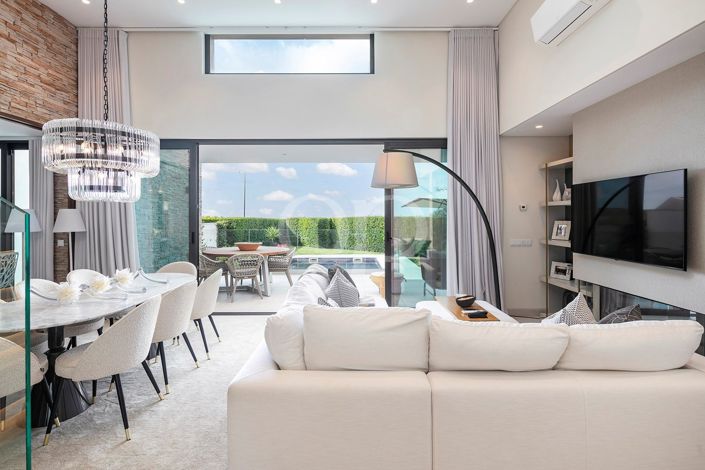 Image No.7-3 Bed House for sale