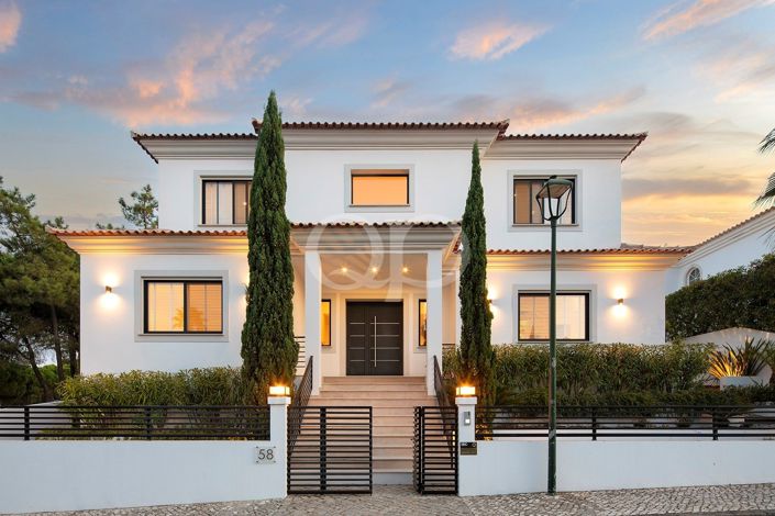 Image No.26-5 Bed House for sale