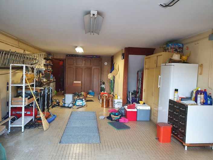 Image No.17-4 Bed House for sale