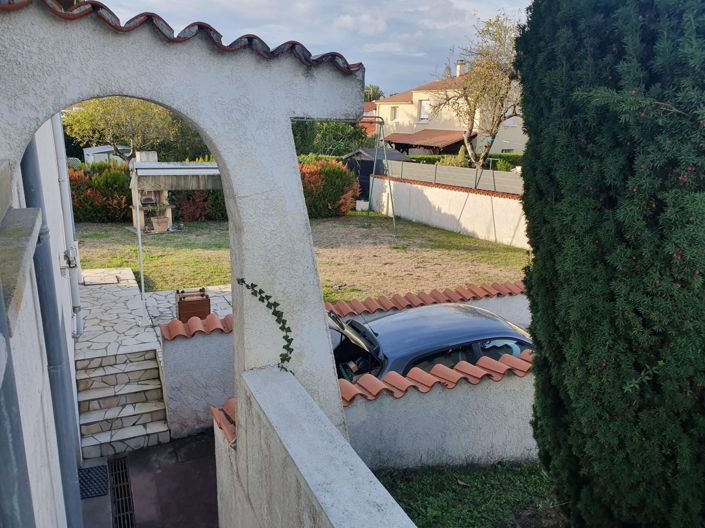 Image No.25-4 Bed House for sale