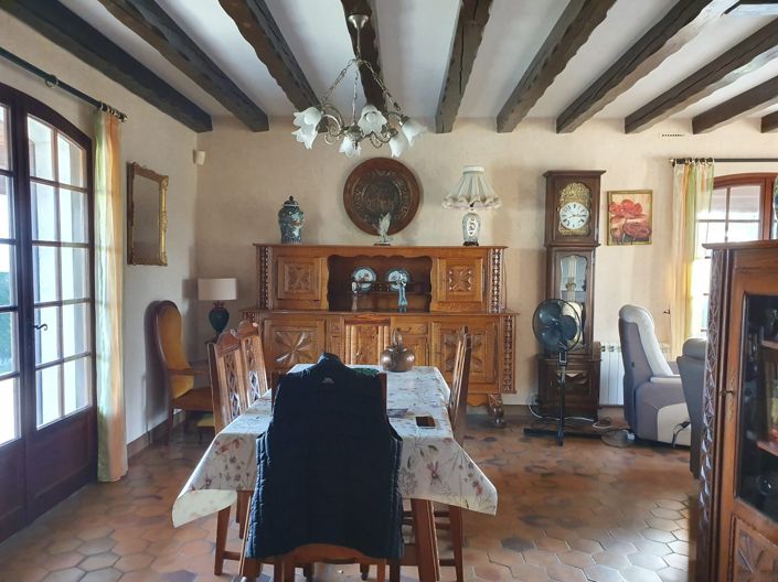 Image No.3-4 Bed House for sale