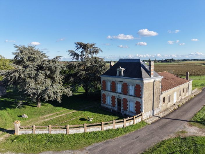 Image No.19-7 Bed House for sale
