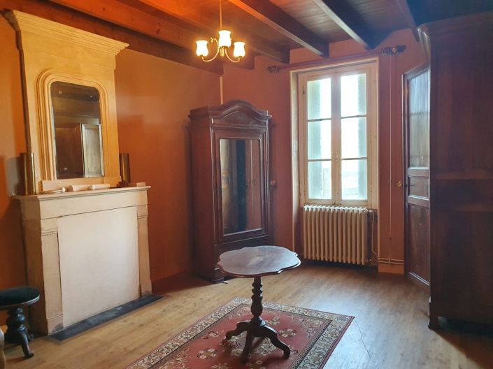 Image No.9-7 Bed House for sale